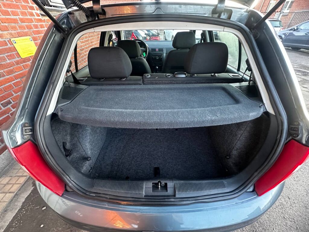Skoda Fabia 1,2 12V Ambiente 5d