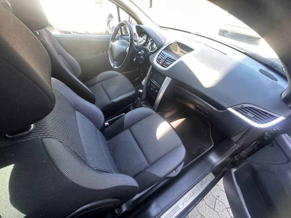 Peugeot 207 1,6 HDi
