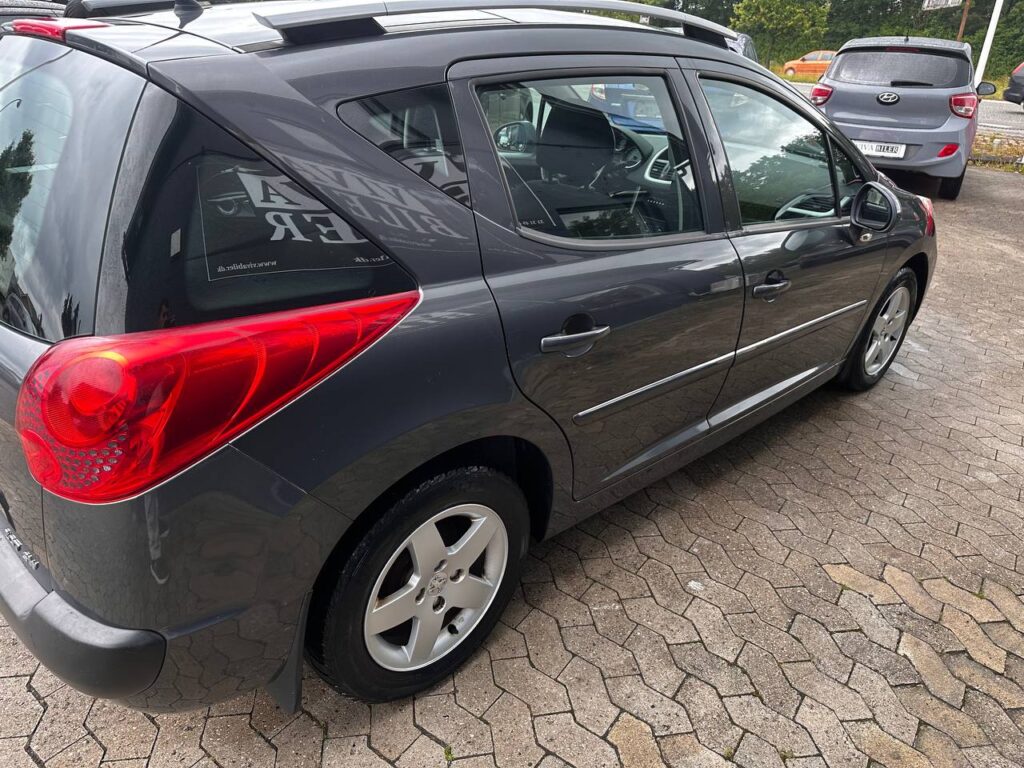Peugeot 207